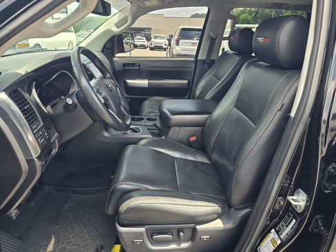 Used 2020 Toyota Sequoia TRD Pro AWD/4WD image 14