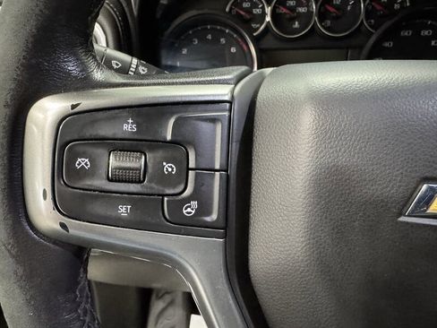 Used 2022 Chevrolet Silverado 2500 LT w/ Convenience Package image 8