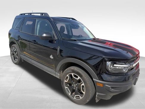 Used 2024 Ford Bronco Sport Outer Banks w/ Tech Package AWD/4WD image 11