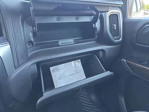 Used 2020 Chevrolet Silverado 1500 LT RWD image 33