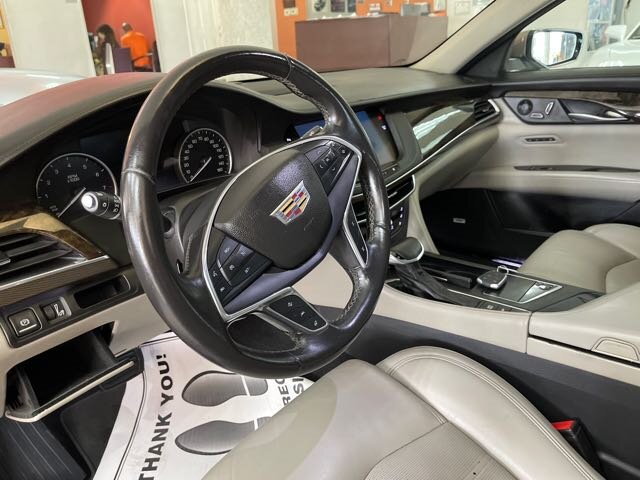 Used 2017 Cadillac CT6 Luxury AWD/4WD image 10