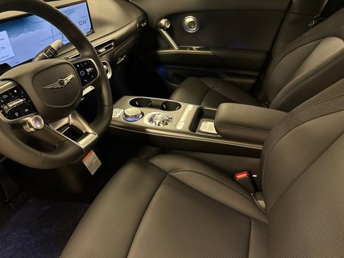 New 2026 Genesis GV60 RWD image 10