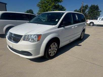 Used 2017 Dodge Grand Caravan SE w/ Power Window Group