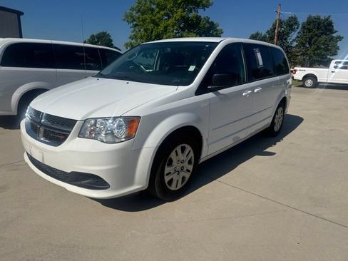 Used 2017 Dodge Grand Caravan SE w/ Power Window Group FWD image 1