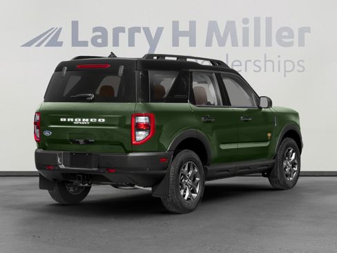 Used 2024 Ford Bronco Sport Badlands AWD/4WD image 2