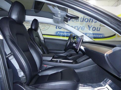 Used 2021 Tesla Model 3 Long Range image 8