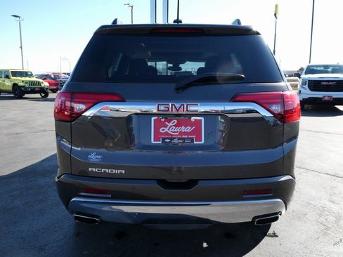 Used 2019 GMC Acadia Denali image 6