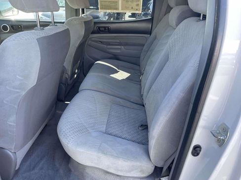 Used 2011 Toyota Tacoma PreRunner w/ SR5 Pkg #2 RWD image 19