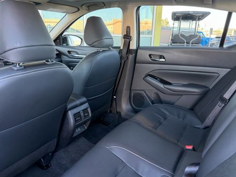 Used 2024 Nissan Altima 2.5 SL image 32