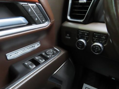 Used 2022 GMC Sierra 1500 Denali image 33