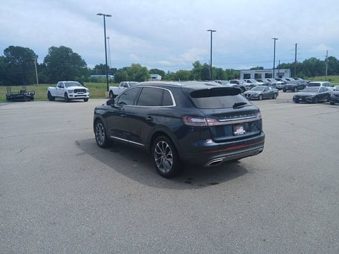 Used 2022 Lincoln Nautilus Reserve FWD image 6