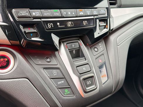 Used 2024 Honda Odyssey Sport image 18