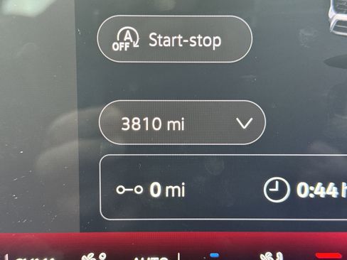 Certified 2025 Volkswagen Tiguan SEL R-Line image 12