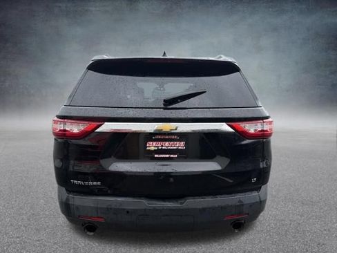 Used 2018 Chevrolet Traverse LT FWD image 17