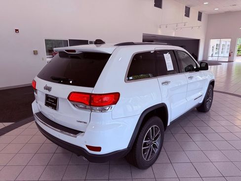 Used 2019 Jeep Grand Cherokee Limited w/ Luxury Group II RWD image 15