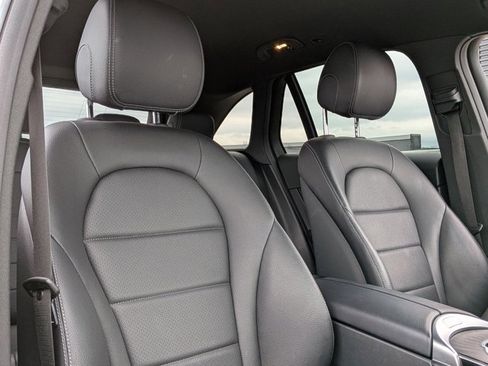 Used 2019 Mercedes-Benz GLC 300 image 24