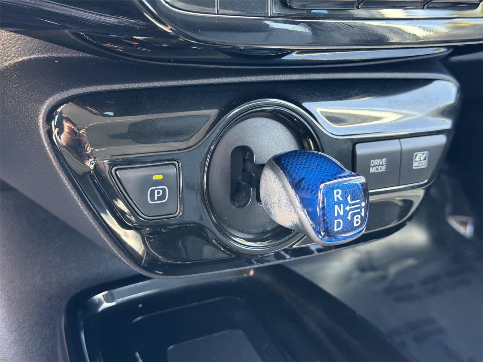 Used 2019 Toyota Prius XLE w/ Advanced Technology Package FWD image 18