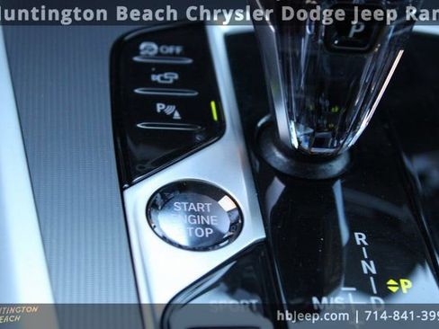 Used 2022 BMW X6 xDrive40i w/ Executive Package image 26