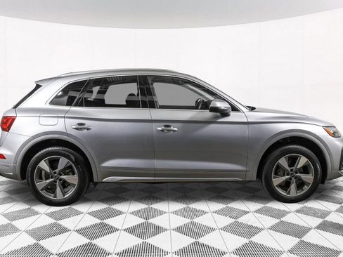 Used 2023 Audi Q5 2.0T Premium w/ Convenience Package AWD/4WD image 13