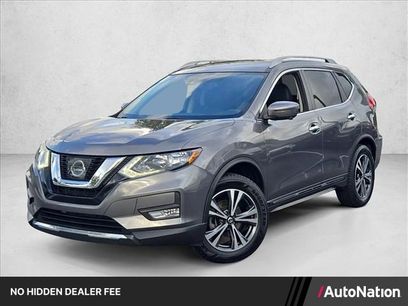 Used 2017 Nissan Rogue SL