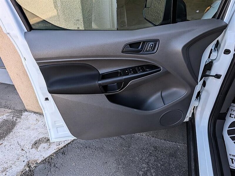 Used 2020 Ford Transit Connect XL FWD image 18