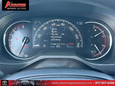 Used 2023 Toyota RAV4 LE AWD/4WD image 29