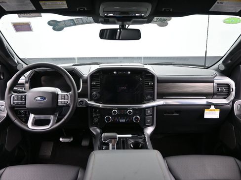 New 2025 Ford F150 Lariat w/ Equipment Group 501A Mid image 28