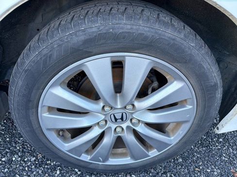 Used 2011 Honda Accord EX-L image 23