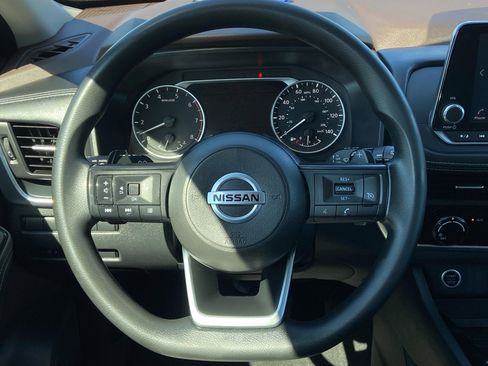 Used 2021 Nissan Rogue S AWD/4WD image 15