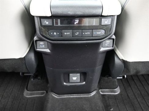 Certified 2025 Toyota Grand Highlander AWD image 14