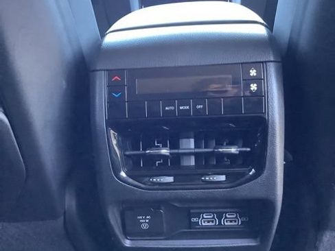 Certified 2023 Jeep Grand Cherokee L Laredo w/ Luxury Tech Group I AWD/4WD image 19