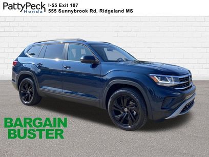 Used 2023 Volkswagen Atlas SE w/ Panoramic Sunroof Package