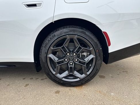 New 2026 Dodge Charger R/T AWD/4WD image 11