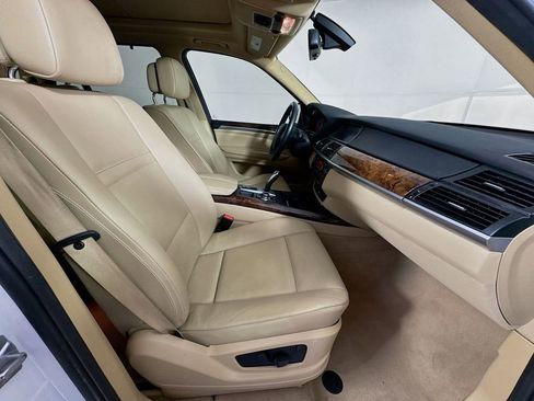Used 2013 BMW X5 xDrive35d image 35