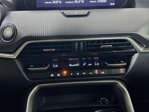 Used 2025 MAZDA CX-90 3.3 Turbo w/ Select Package image 24