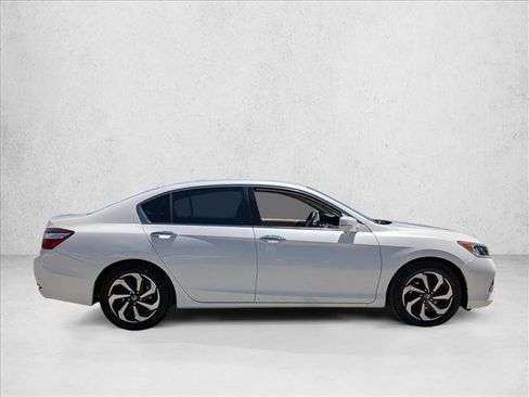 Used 2016 Honda Accord EX-L image 5