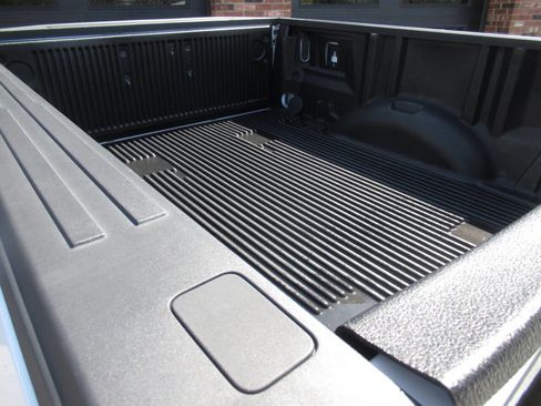 Used 2016 Ford F150 XL w/ Equipment Group 101A Mid image 10