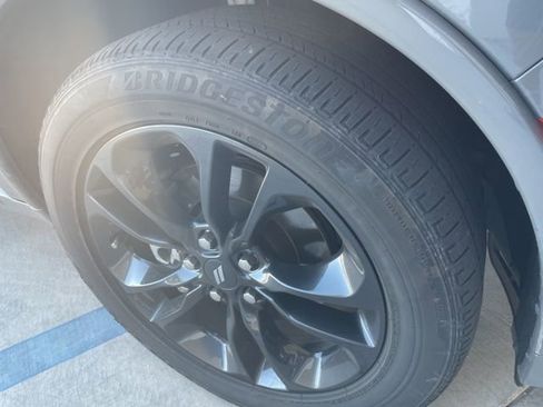 Used 2022 Dodge Durango R/T w/ Blacktop Package RWD image 8