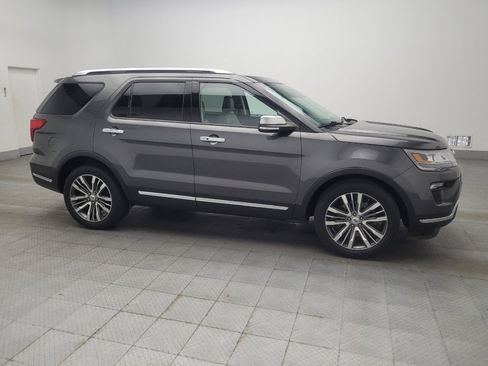 Used 2018 Ford Explorer Platinum image 11