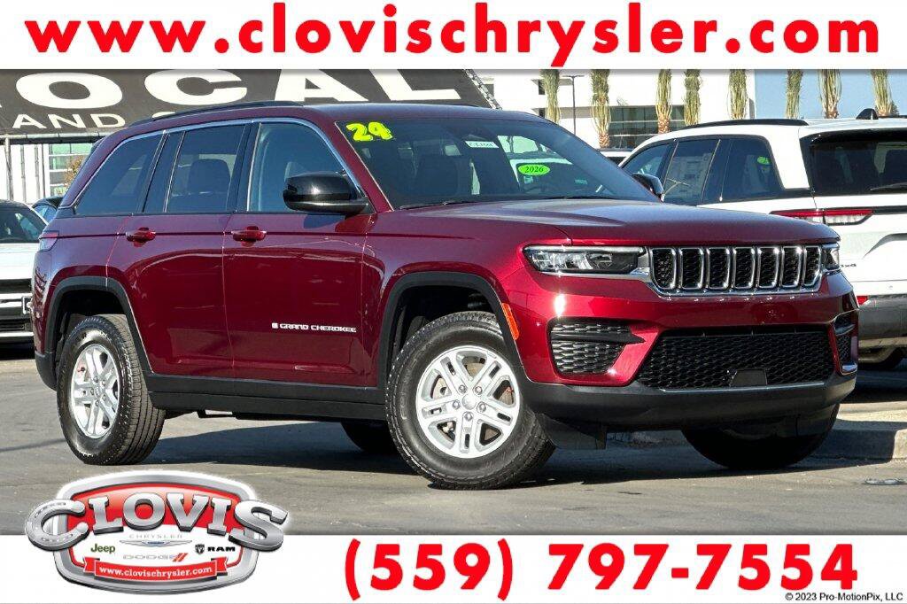 Used 2024 Jeep Grand Cherokee Laredo w/ Luxury Tech Group I RWD image 1
