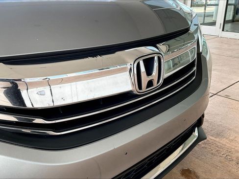 Used 2017 Honda Accord Touring image 31