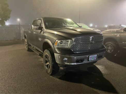 Used 2017 RAM 1500 Laramie w/ Convenience Group image 3