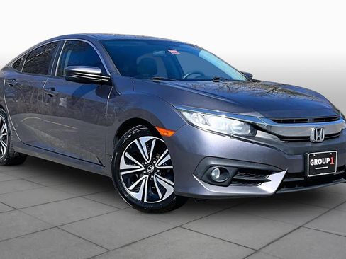 Used 2017 Honda Civic EX-T image 3