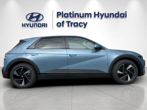 New 2026 Hyundai Ioniq 5 SEL RWD image 3