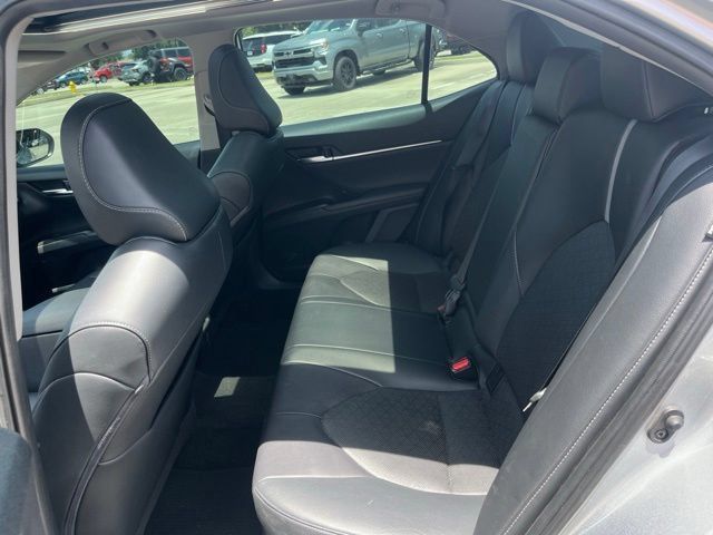 Used 2022 Toyota Camry XSE FWD image 27