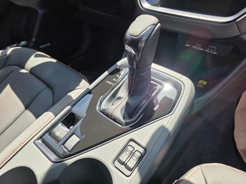 New 2025 Subaru Crosstrek 2.5i Limited w/ Popular Package #4A image 15