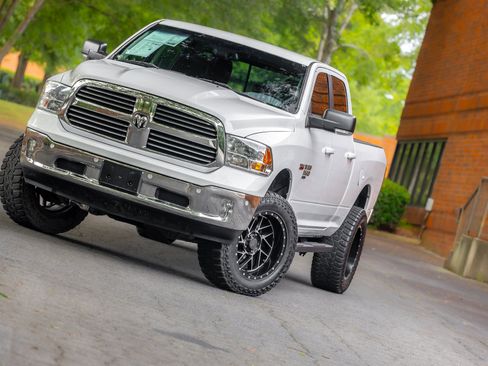 Used 2019 RAM 1500 Big Horn AWD/4WD image 24