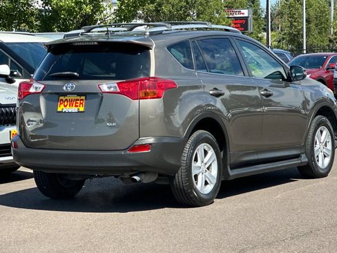 Used 2014 Toyota RAV4 XLE FWD image 4