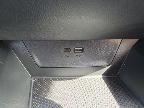 Certified 2025 Chevrolet Equinox LT w/ Safety and Technology Package FWD image 14