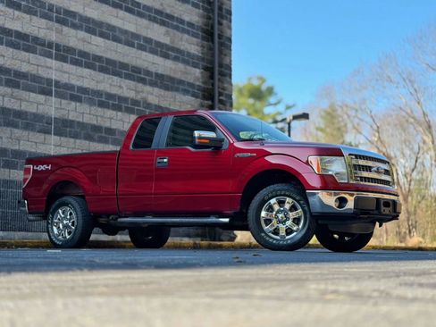 Used 2014 Ford F150 XLT w/ XLT Chrome Package AWD/4WD image 5